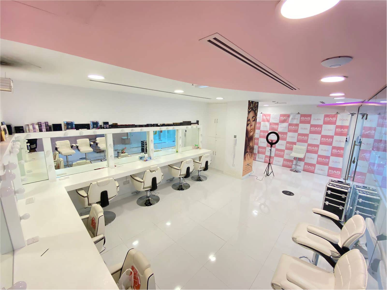 About Us - ISAS Beauty