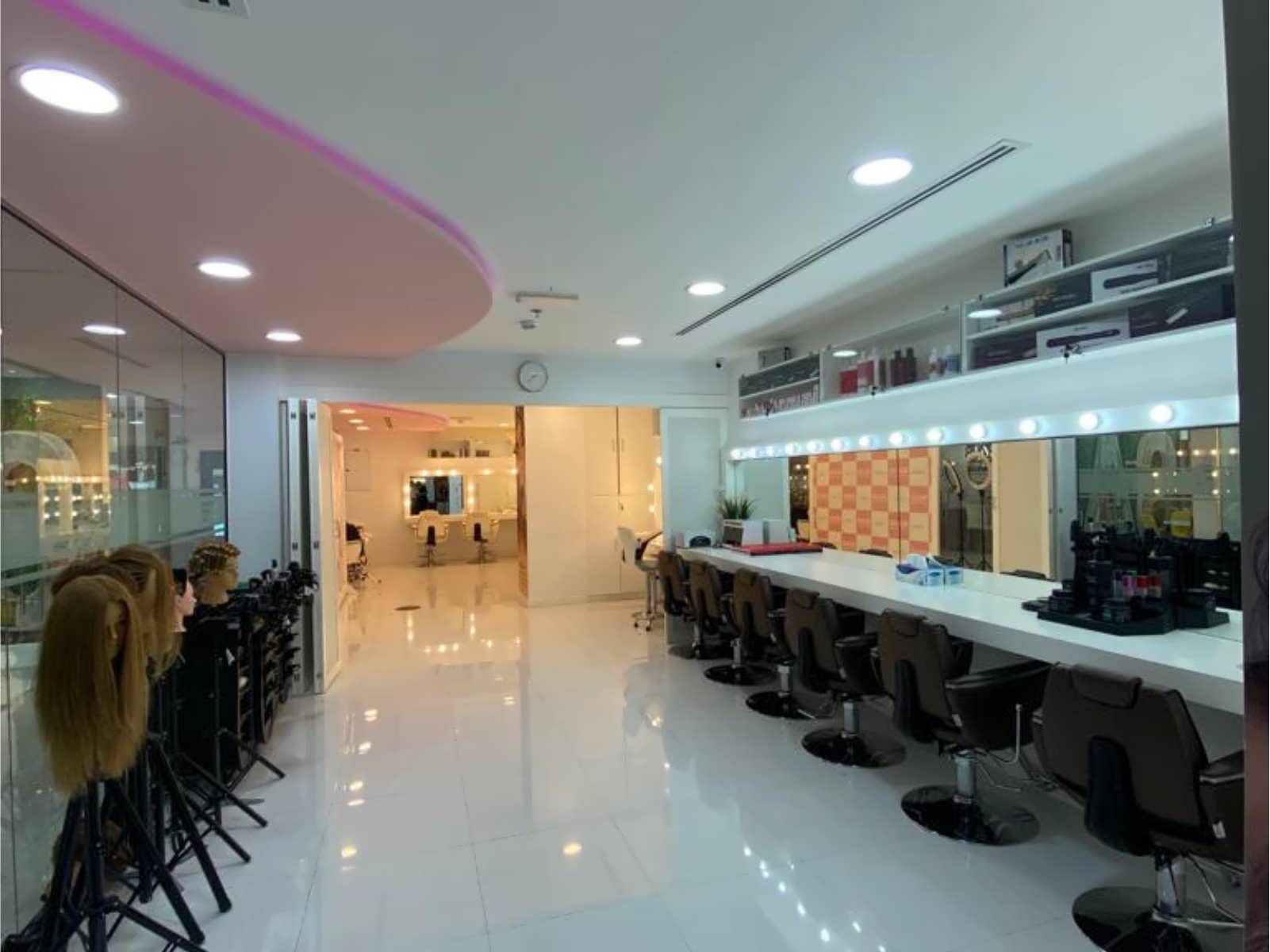 About Us - ISAS Beauty